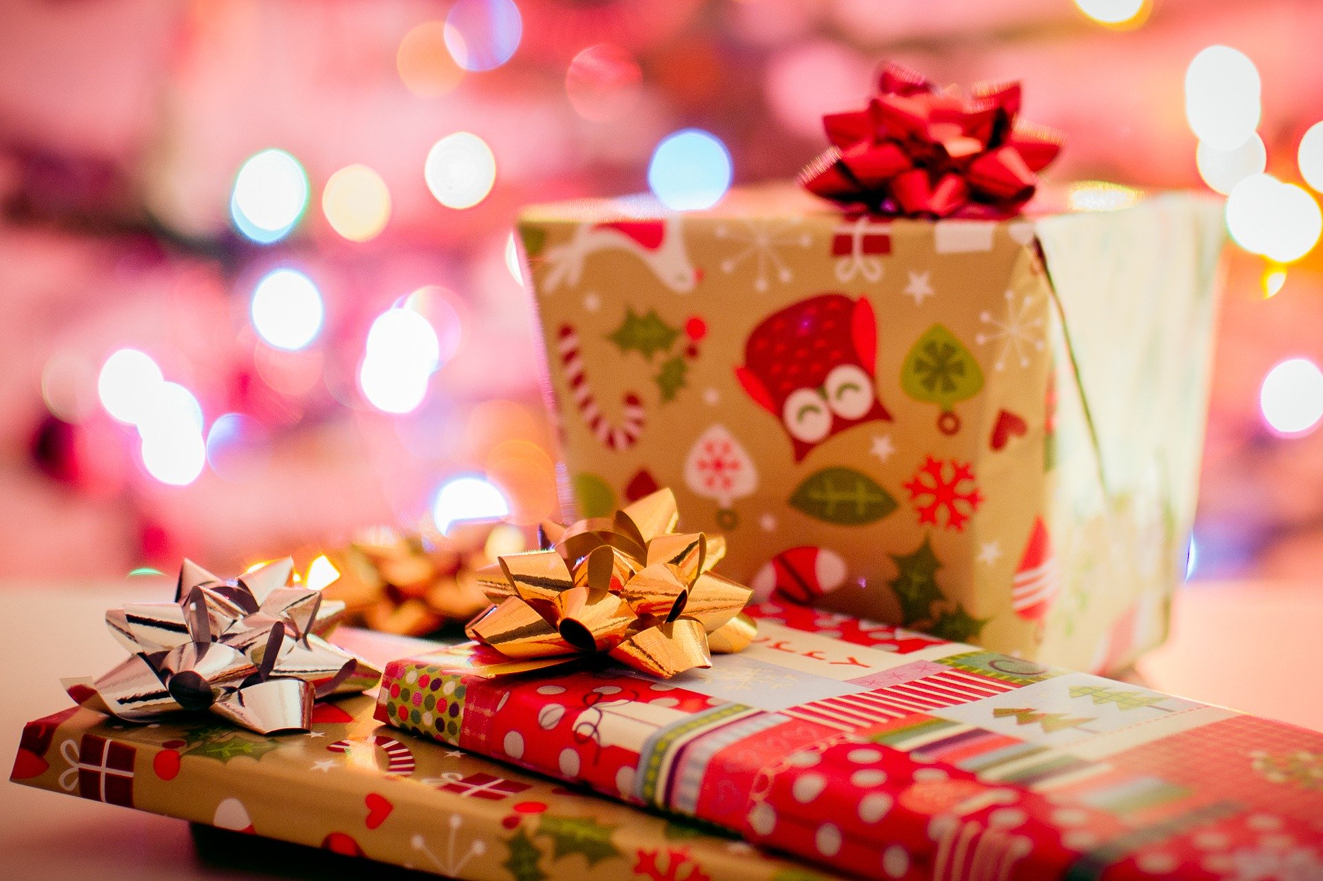 Trouver des cadeaux de Noël pour toute la famille - Planète famille
